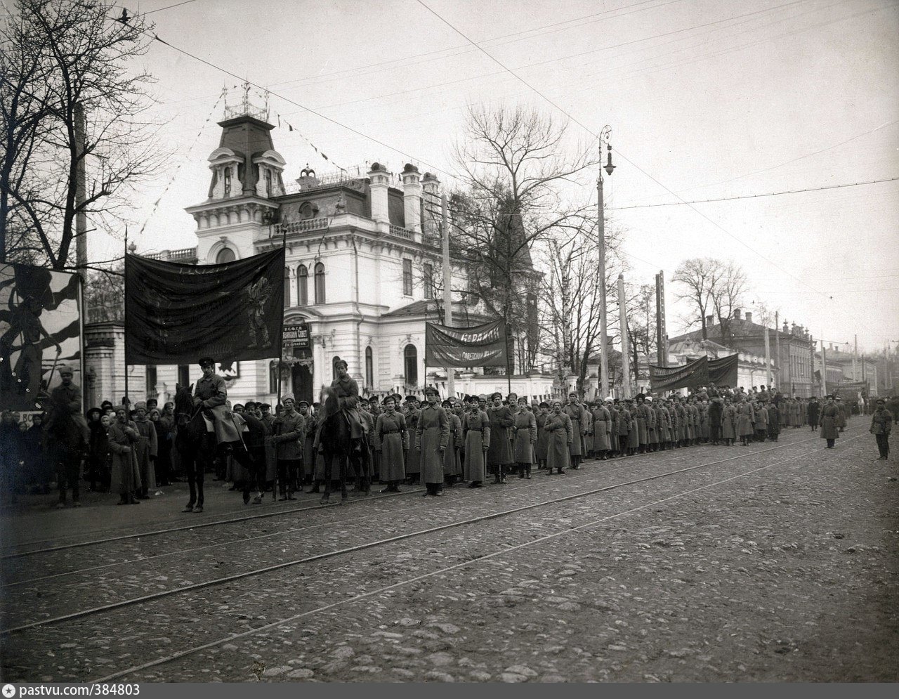 Первые годы октября. Казань 1918. Революция Казань 1917. Казань 1918 год. Казань в годы революций.