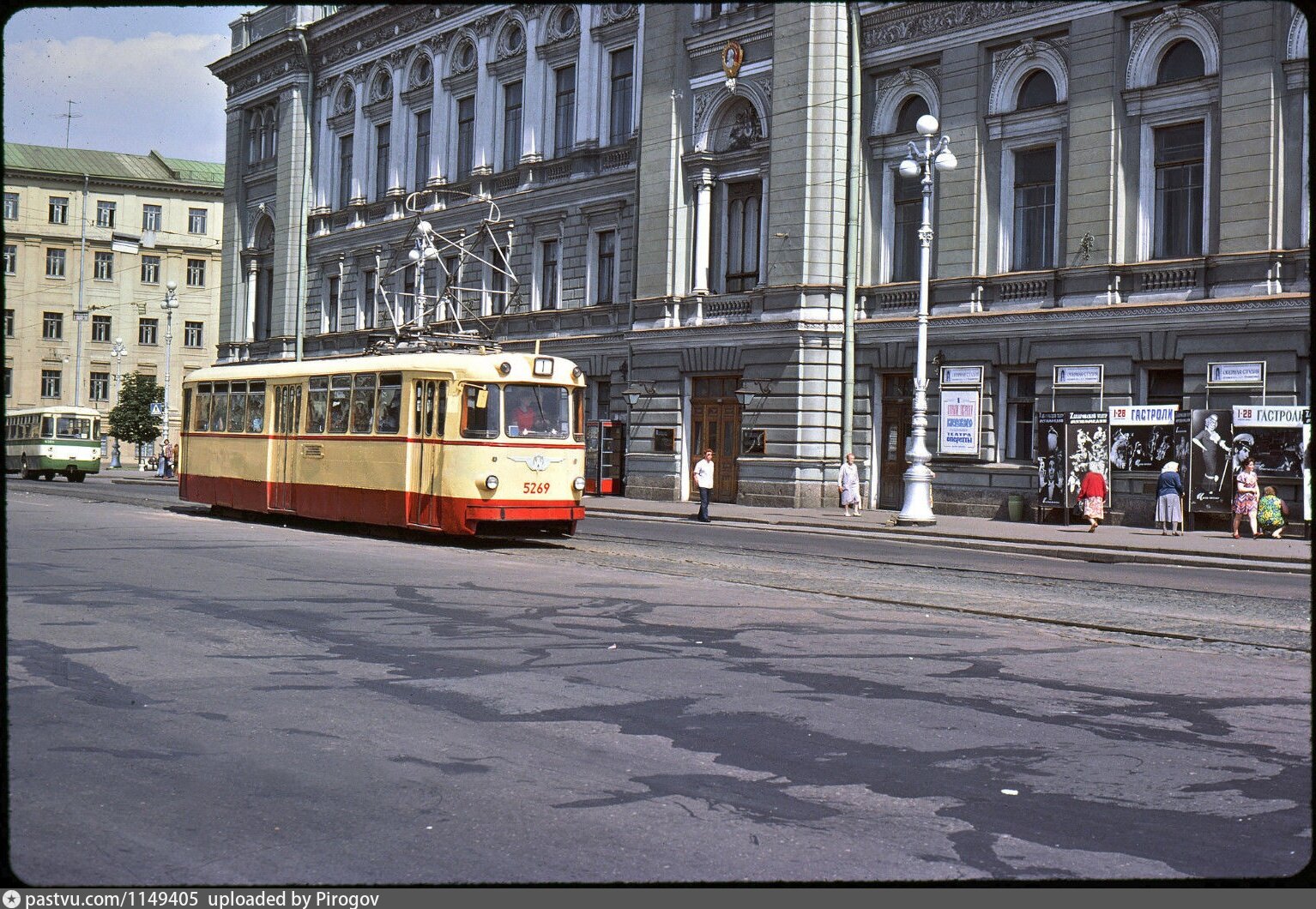 Санкт петербург 1975 год. Ленинградская консерватория 1976 год. Ленинградская консерватория 30х годов. Фото Ленинградская консерватория 1977 год.