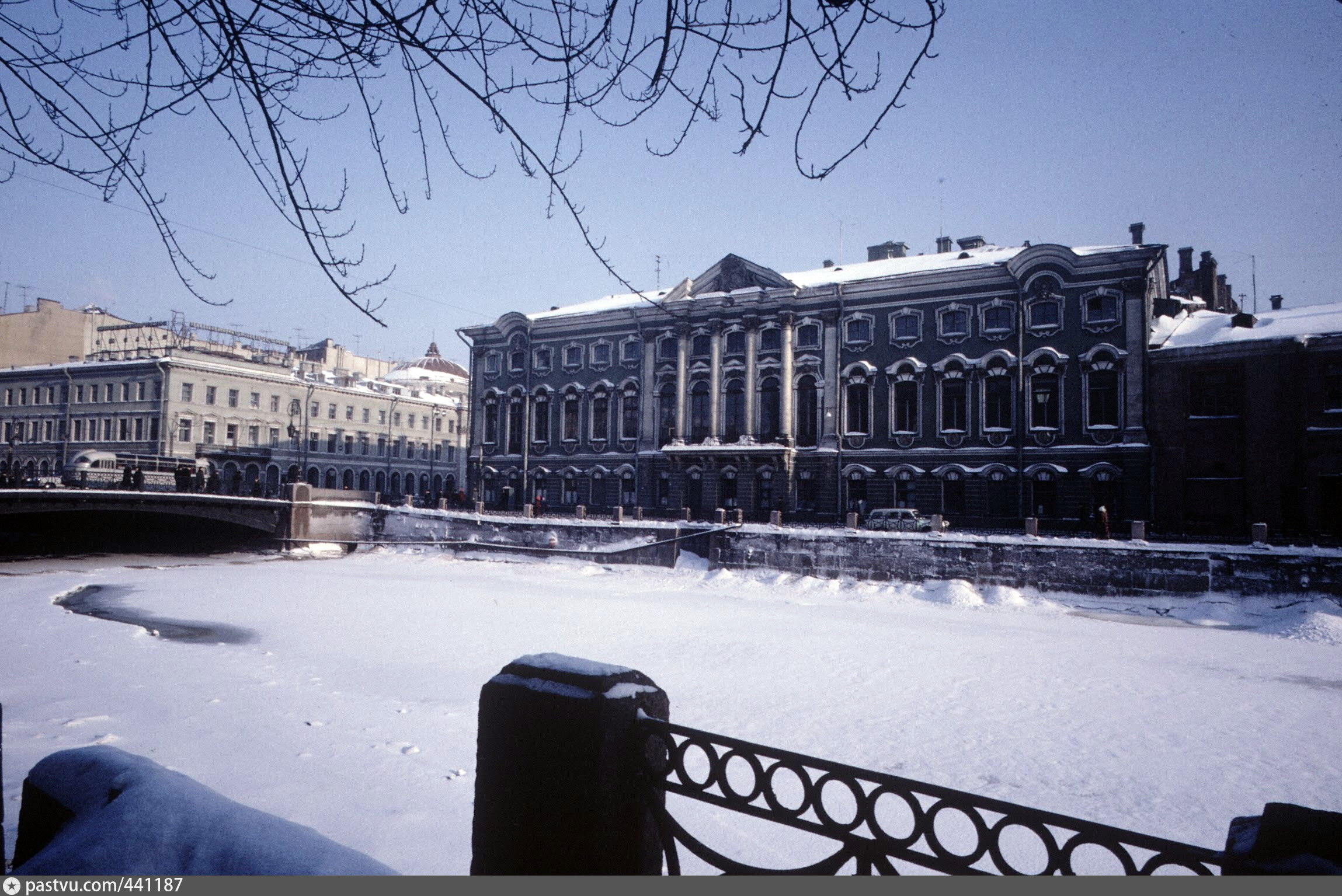 Воронцовский дворец СПБ зима