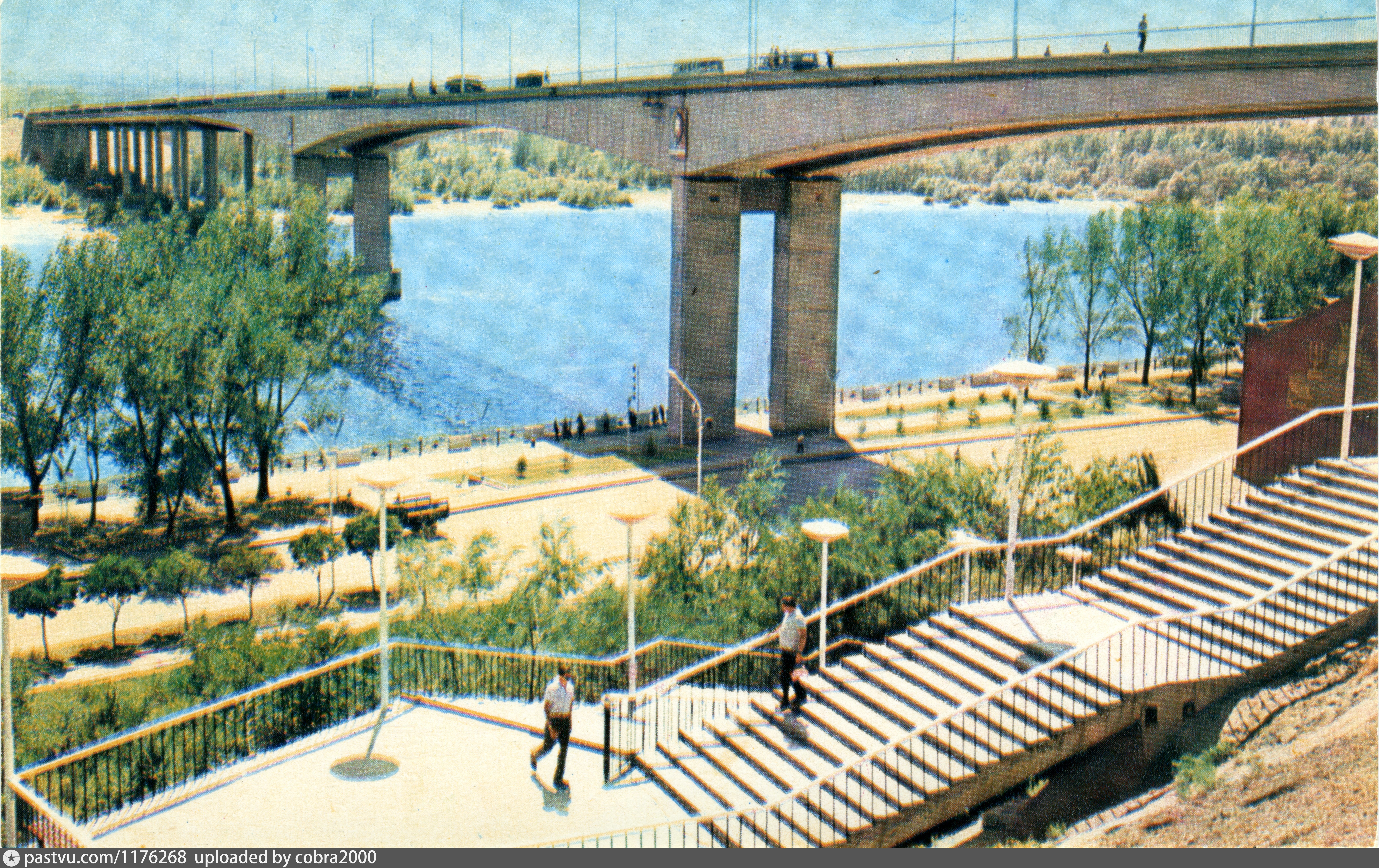 мост через реку дон