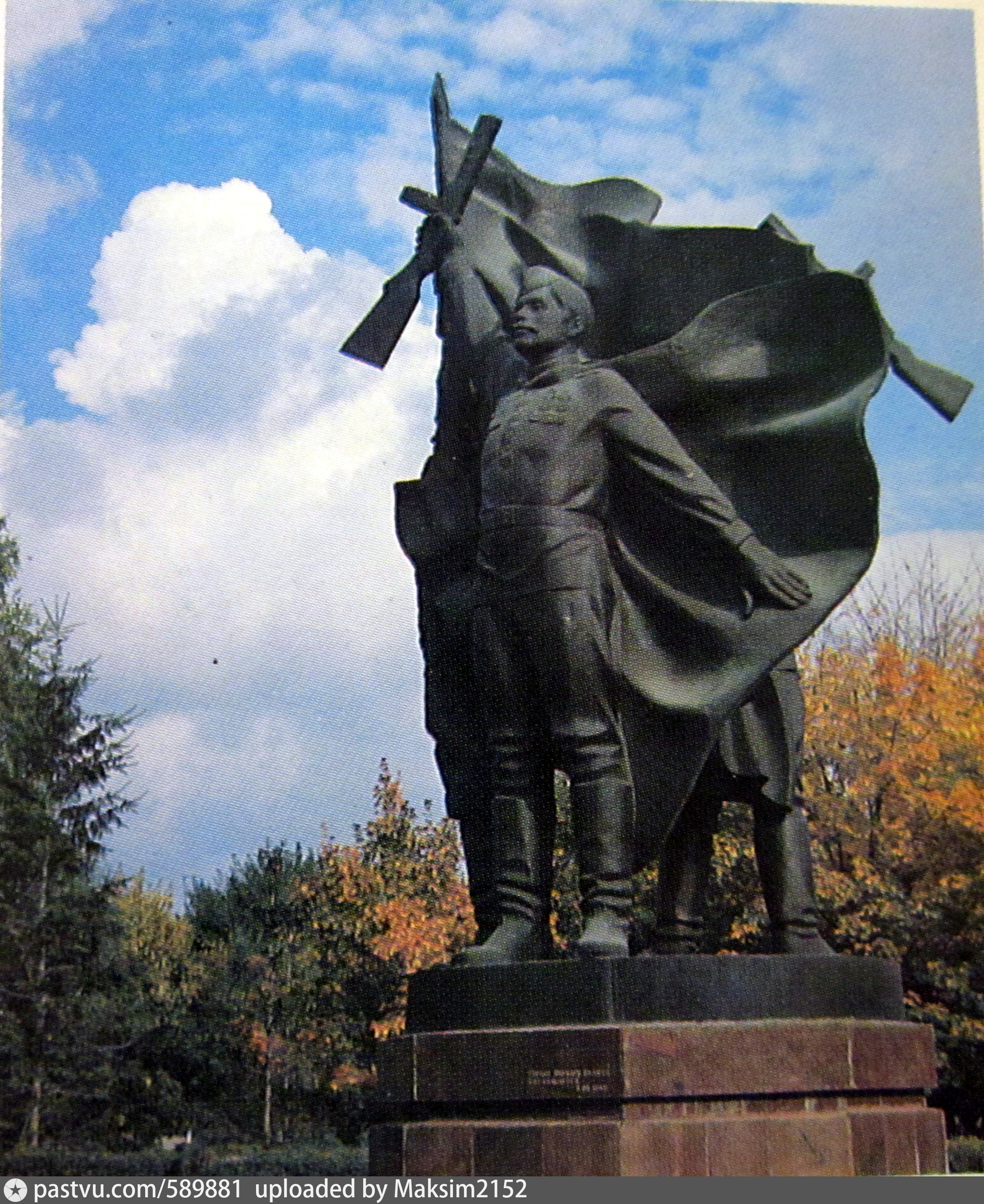 памятники в москве о войне
