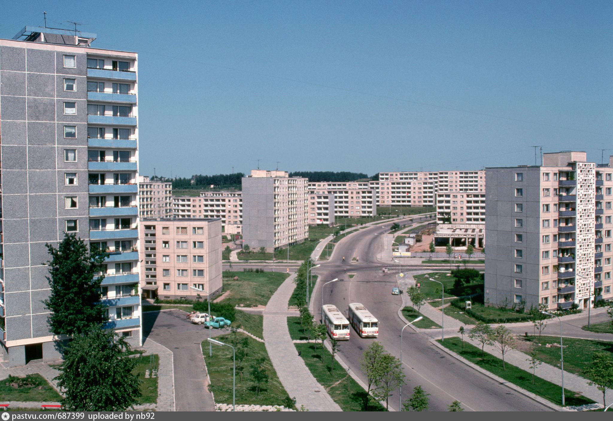 Фото советского дома. Брежнёвки 1970. Брежневки СССР. Литва Вильнюс 80- е. Советские дома.