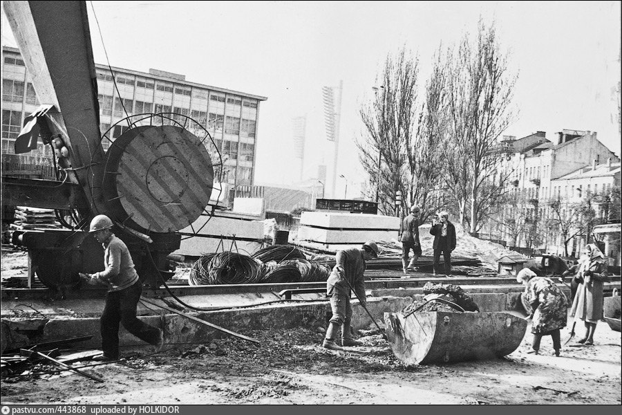 Строительство 1989 год. Строительство 1989. Город Клин строительство СССР. Стройка Кловская. Город Клин строительство Юбилейный СССР.