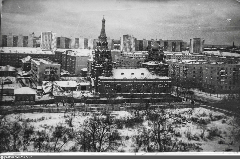 Церковь на нагорном пермь. Вознесенская Церковь Пермь. Старая Пермь храм Вознесения Господня. Эспланада Пермь 1970. Старая Эспланада Пермь.