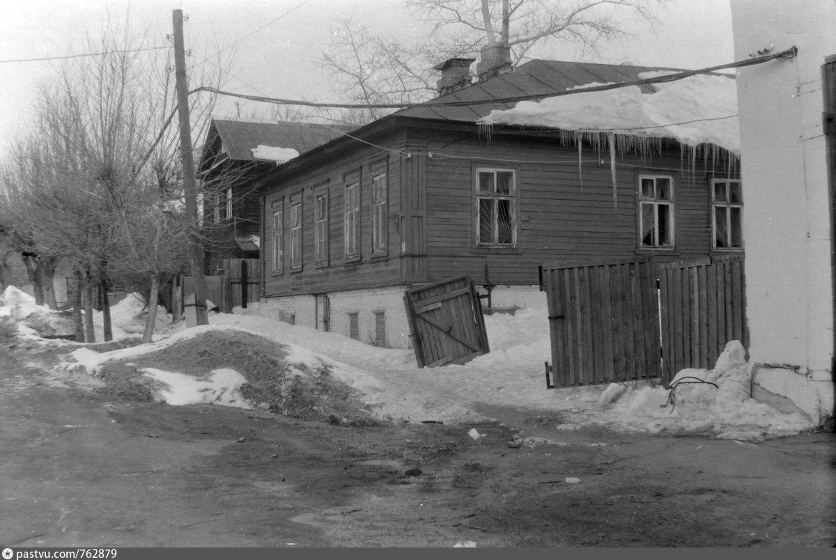 Ул герцена фото. Герцена 12 Киров. Улица Герцена Ижевск. Ул Герцена, дом 17. Г.Киров ул Герцена 17.