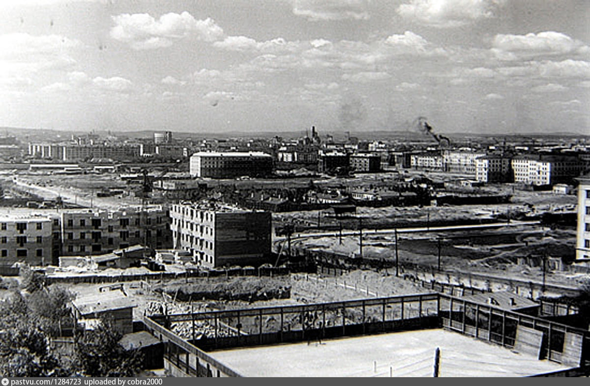 Город свердловск. Свердловск 1940-е. Дормаш Свердловск 1940. Свердловск 1957. Свердловск 1940 года.