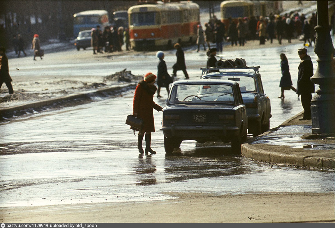 Советские 18 видео. Свердловск фотограф Михаил Китаев. Свердловск 1980. Свердловск 1980 гг. Свердловск 1989.