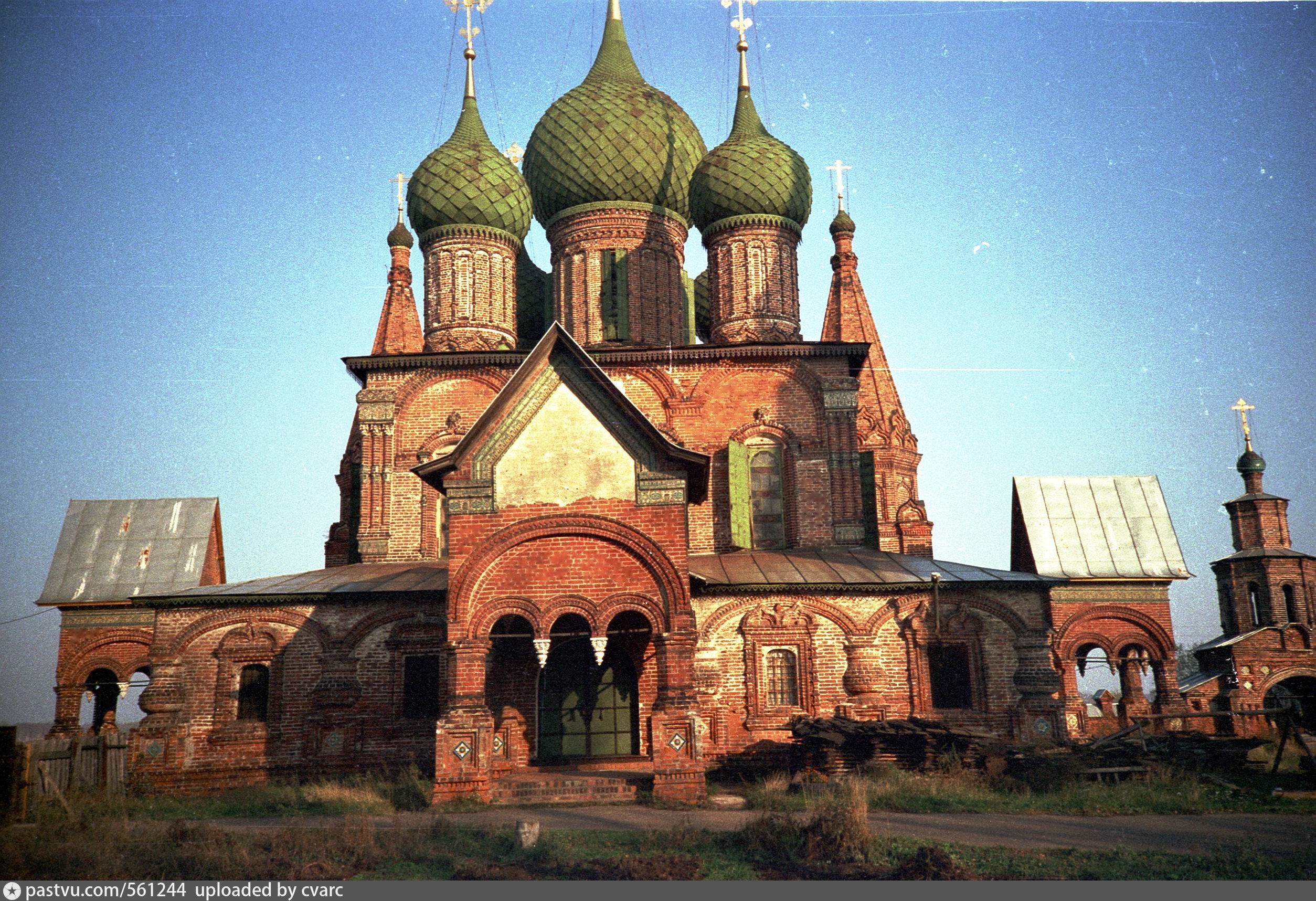 Храм Иоанна Златоуста в коровниках Ярославль