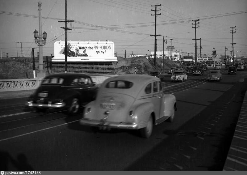Olympic Boulevard and Rio Vista Avenue
