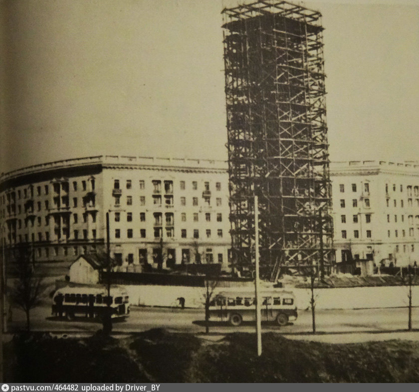 Старый минск. Минск площадь Победы 1950. Застройка Минск пл Победы. Старинные постройки Минск. Старые постройки Минска.