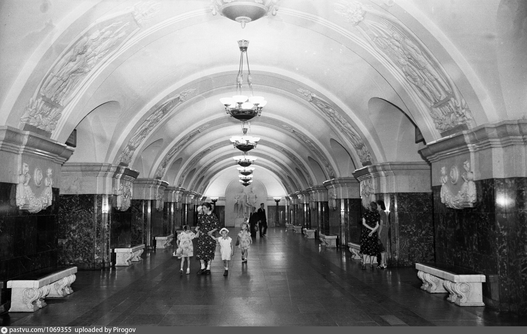 Первый метрополитен в 1935 году