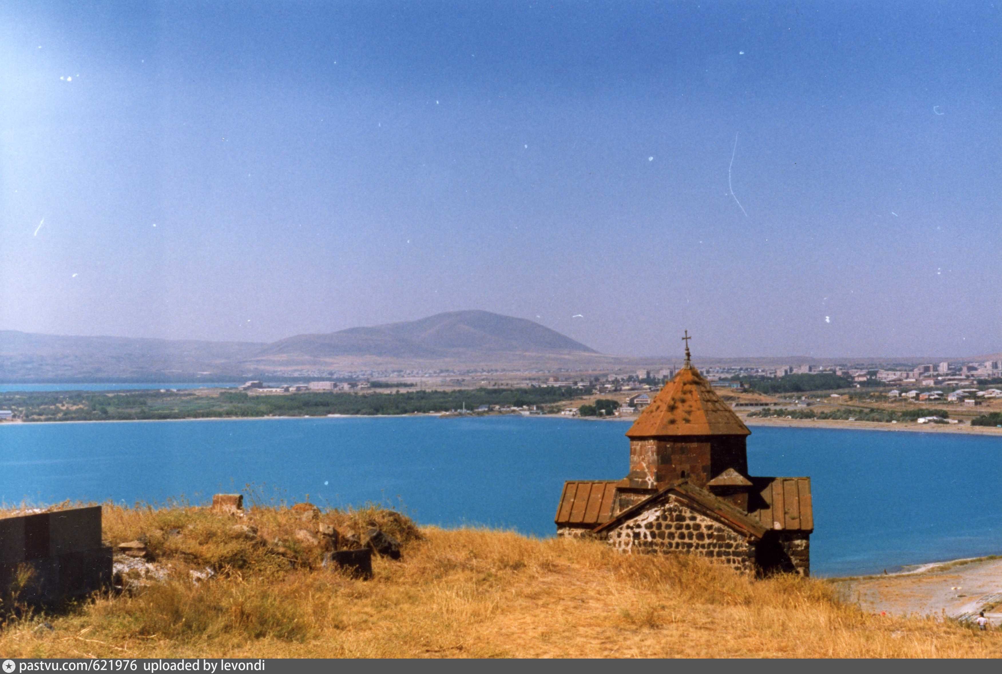 Озеро севан фото описание