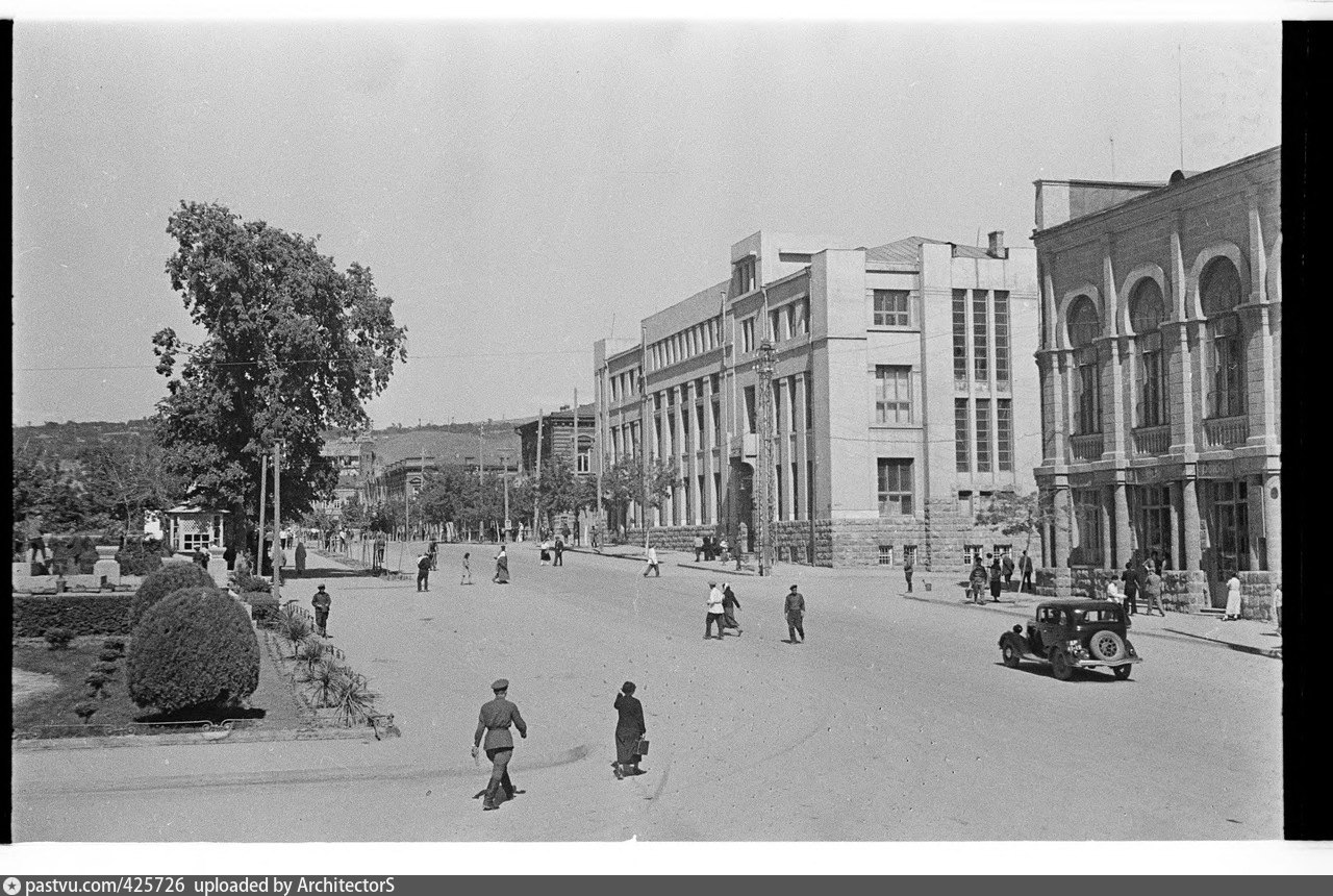 Фото старого еревана. Ереван 1950. Ереван 1930. Старый Ереван 1950-е. Ереван 1935.