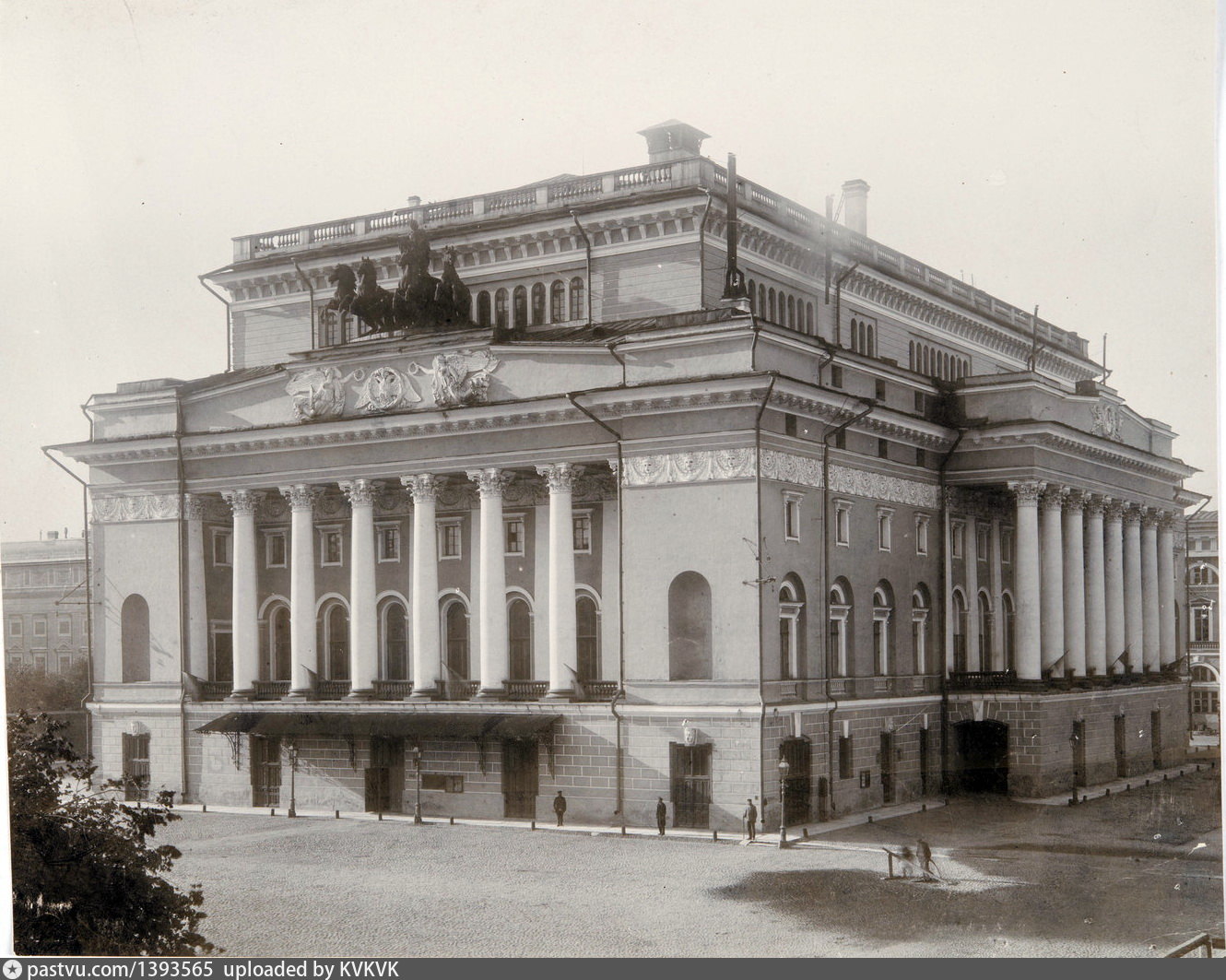 Александринский театр. Петербург (1828-1832). Арх. к.и. Росси