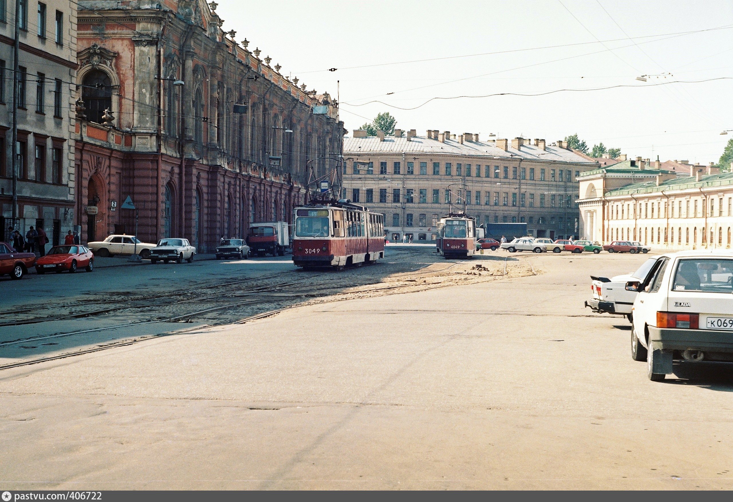 конюшенная площадь старые