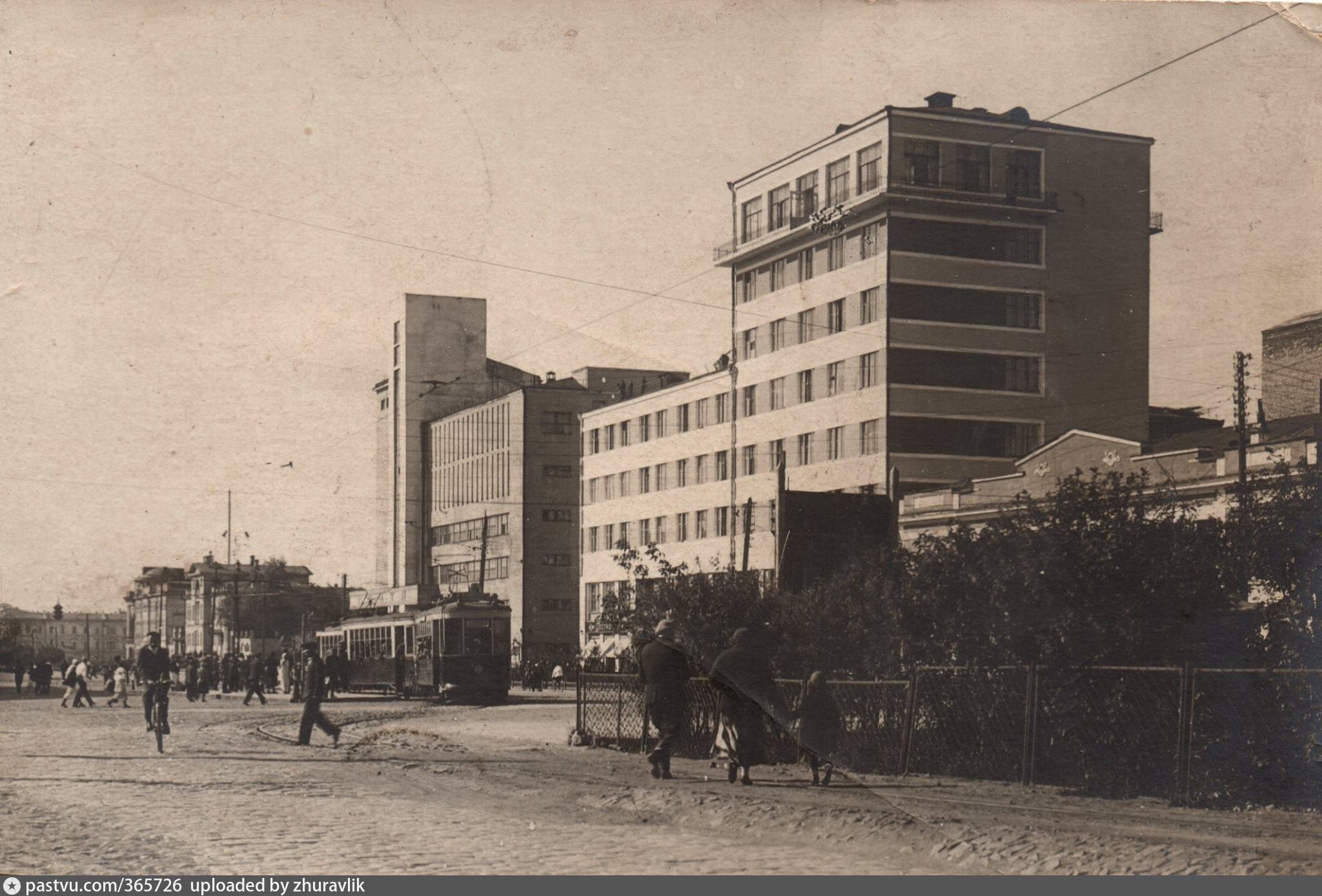 Свердловск время. Здание архива Свердловск. Свердловск 1938. Свердловск Ленина 70 двор. Свердловск ул Пушкина 1980.