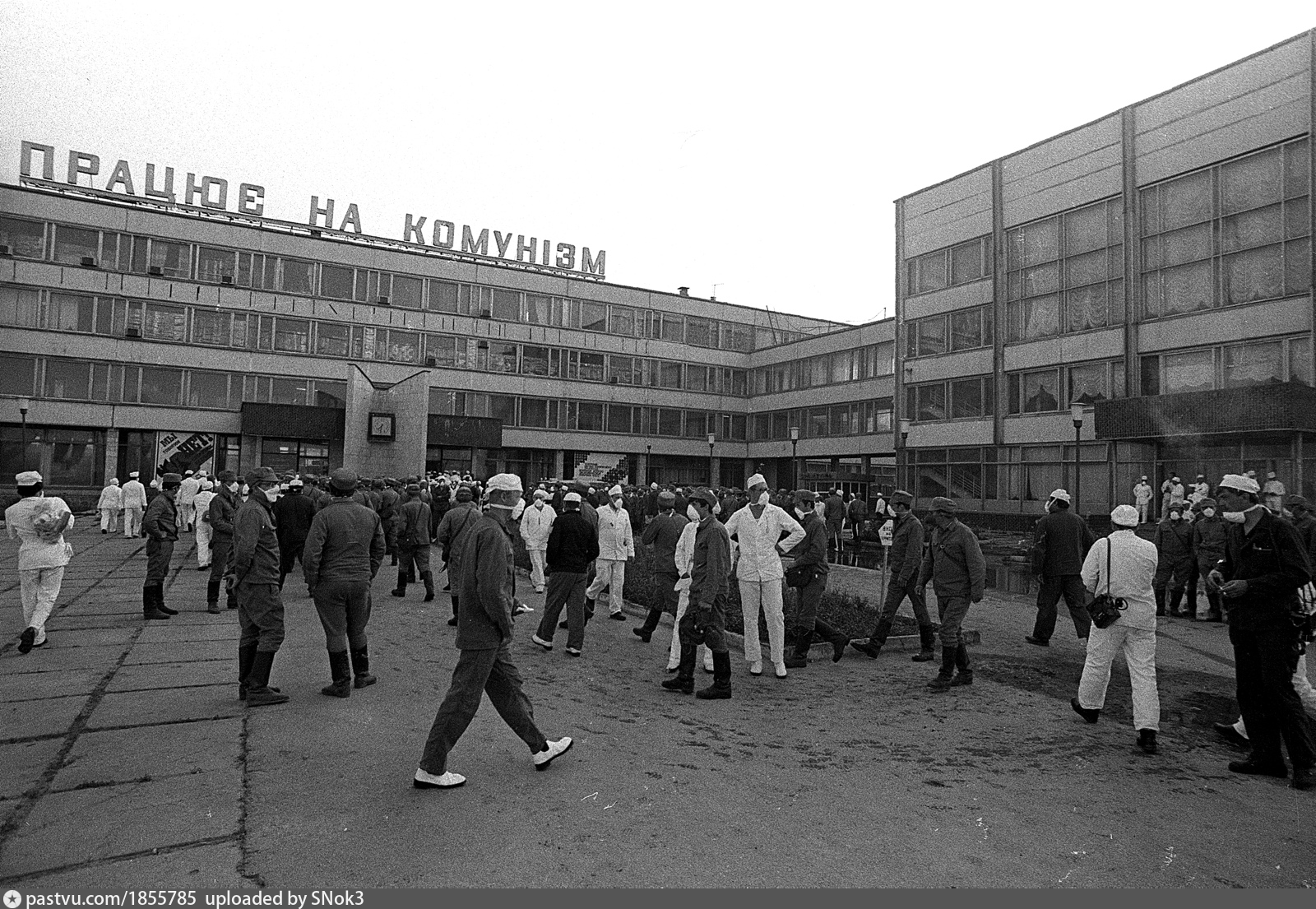 Фото 1986 года. Припять май 1986. Чернобыль эвакуация 1986. 1 Май 1986 Чернобыль. Чернобыльская АЭС эвакуация 1986.