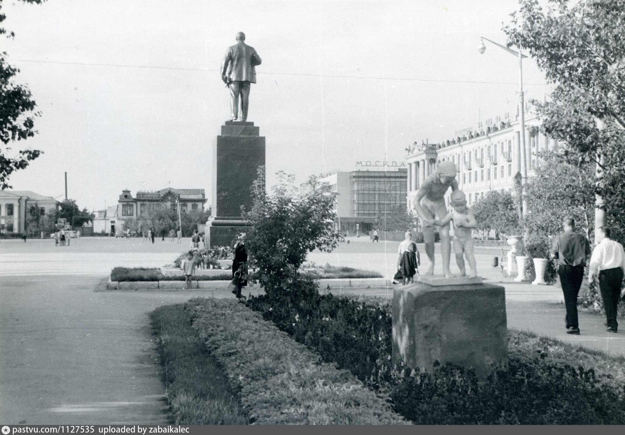 старый вокзал астана