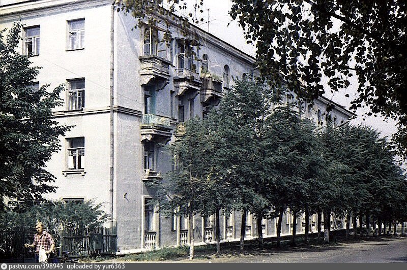 Улица московская 36. Старая Купавна большая Московская 3 с1. Старая Купавна большая Московская 36. Старая Купавна 90е годы. Большая Московская 36 Старая Купавна сараи.