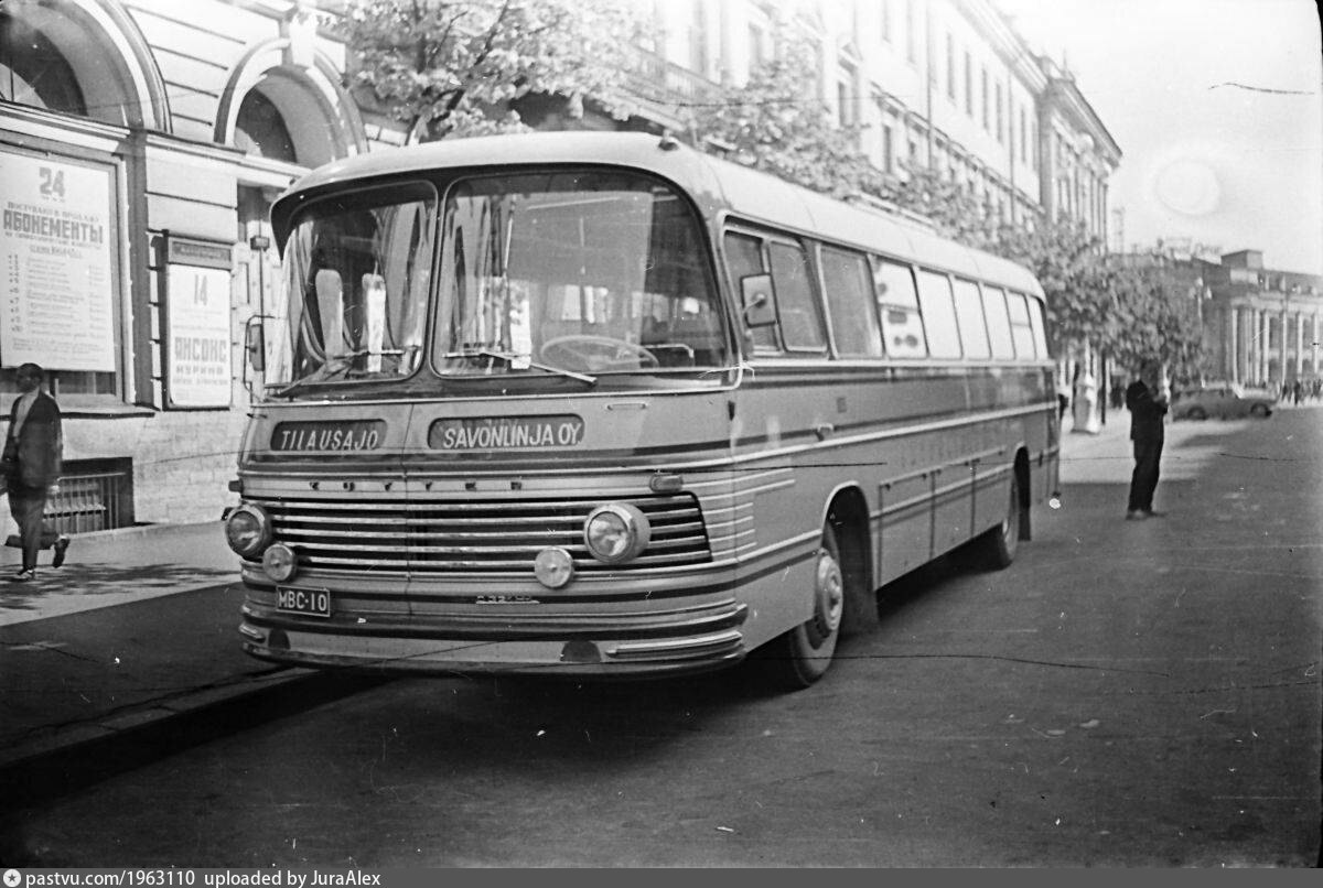 Автобус 1960. Финские автобусы в Ленинграде. Автобусы в Финляндии. Автобусы СССР 1960. Финские автобусы в СССР.