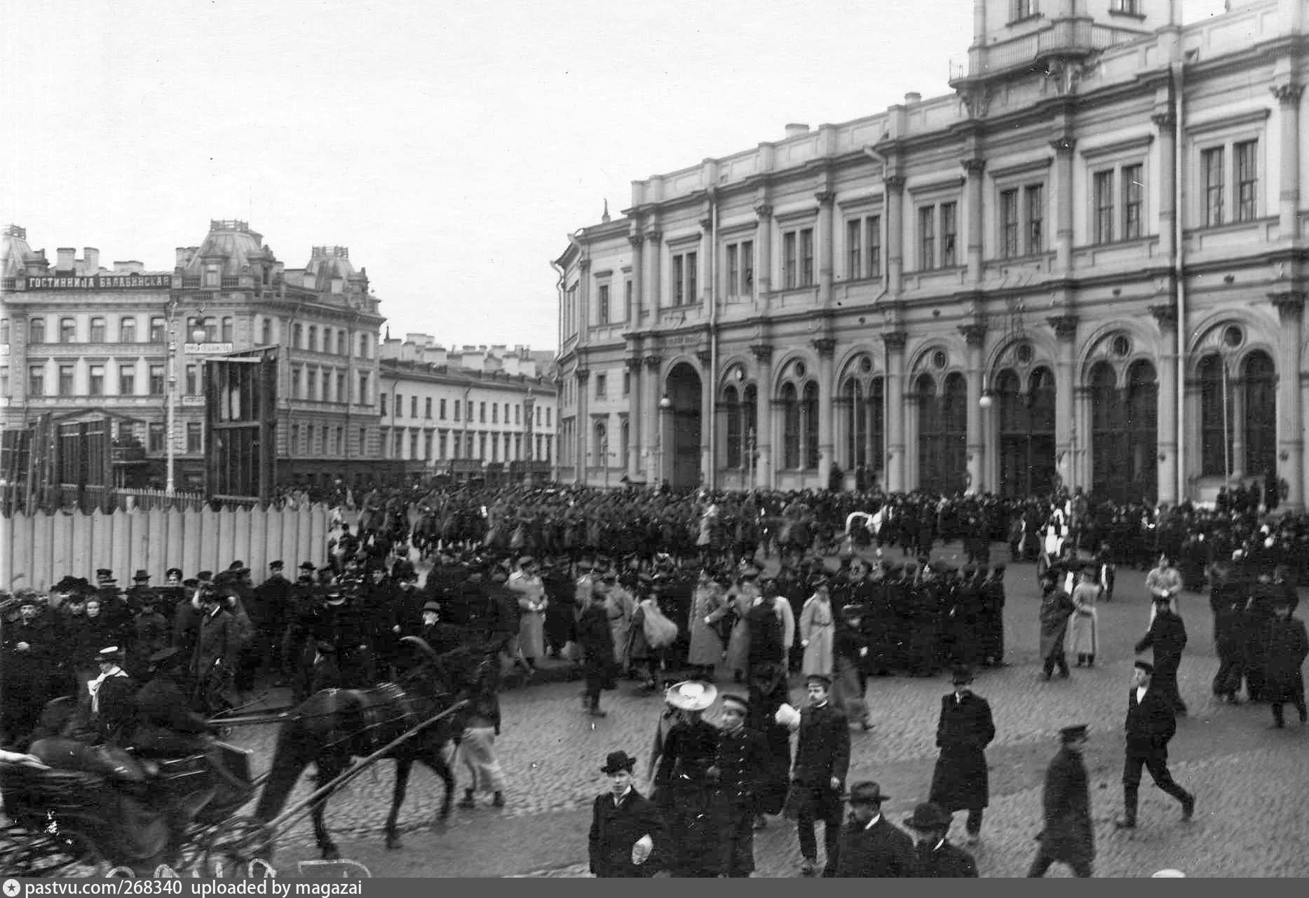 Санкт петербург город революций