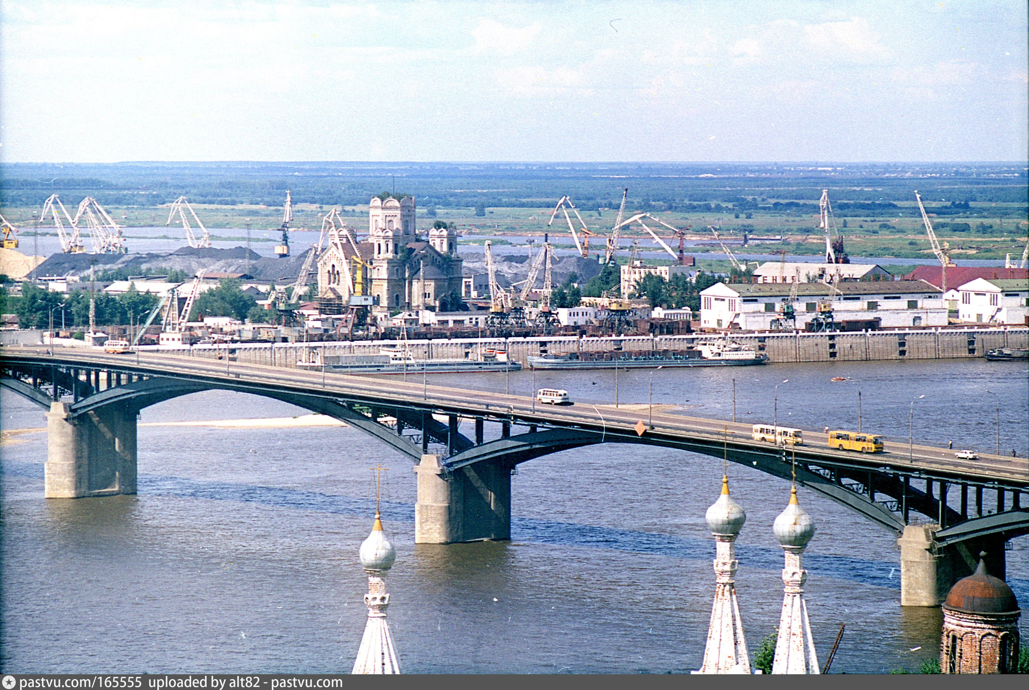 Нижний новгород 10 годы. Город Горький стрелка. Стрелка Нижний Новгород 1970. Вид стрелки 60 годы Нижний Новгород. Город Горький вид на стрелку.