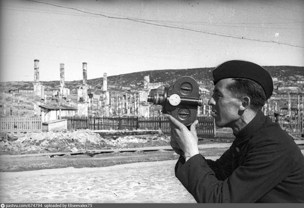 Корреспонденты военных лет. Евгений Халдей Мурманск. Евгений Халдей-военный корреспондент. Военкор фотограф Евгений Халдей. Фотограф Евгений Халдей Заполярье.