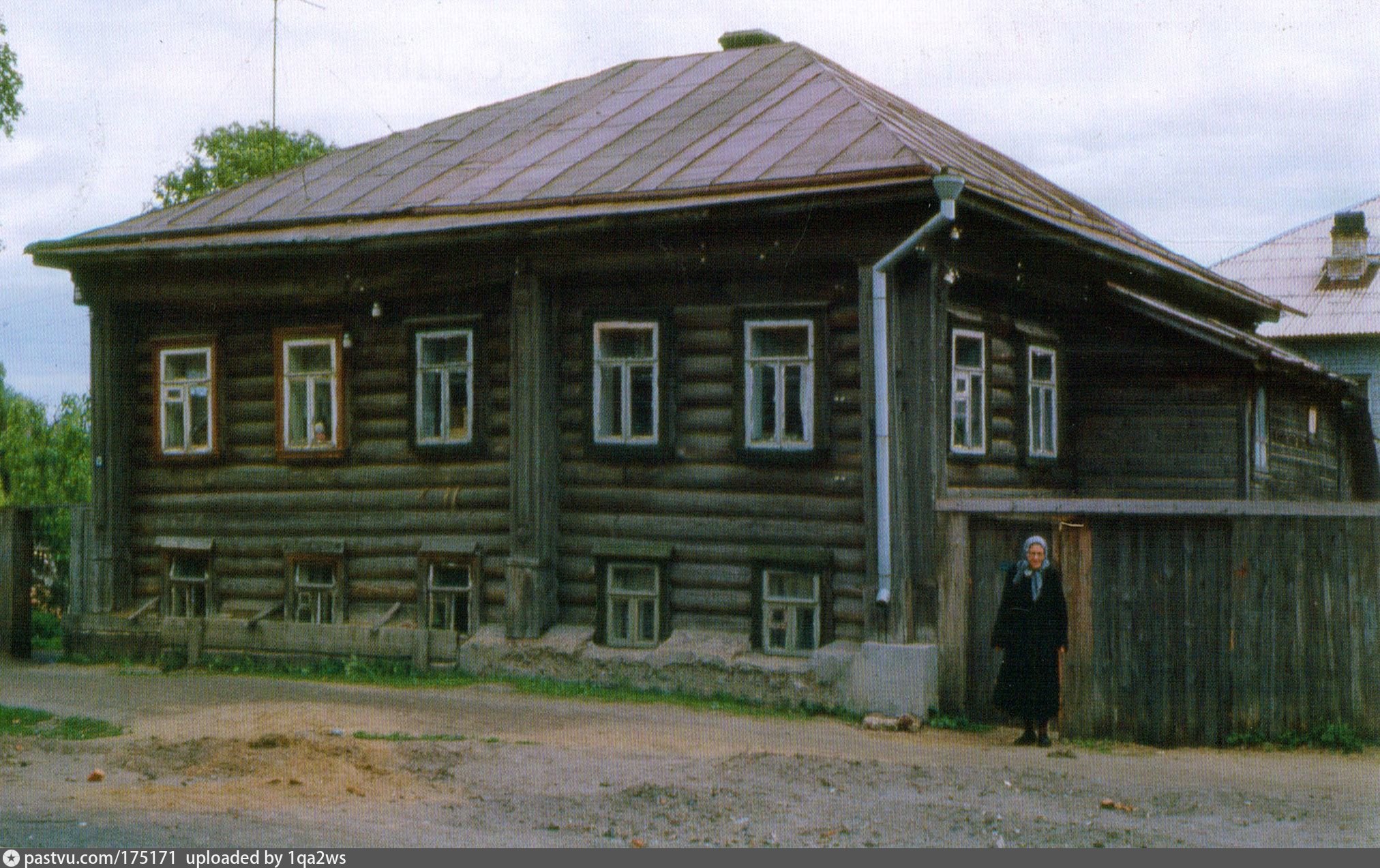 Третье фото или третьи