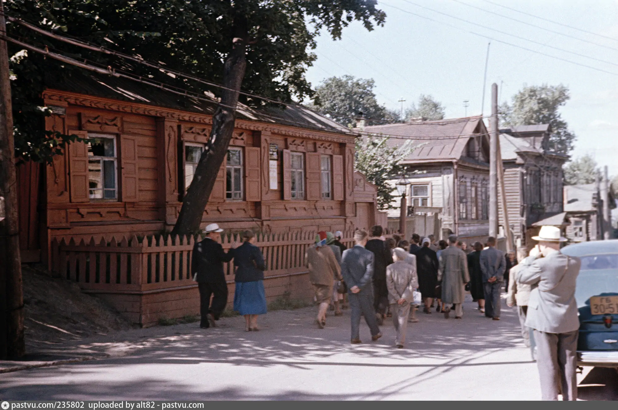 Советские высокого. Город Горький 80е домик Каширина. Семен Фридлянд улица Горького 21 год. Семён Фридлянд Нижний Новгород. Улица Горького 1958.