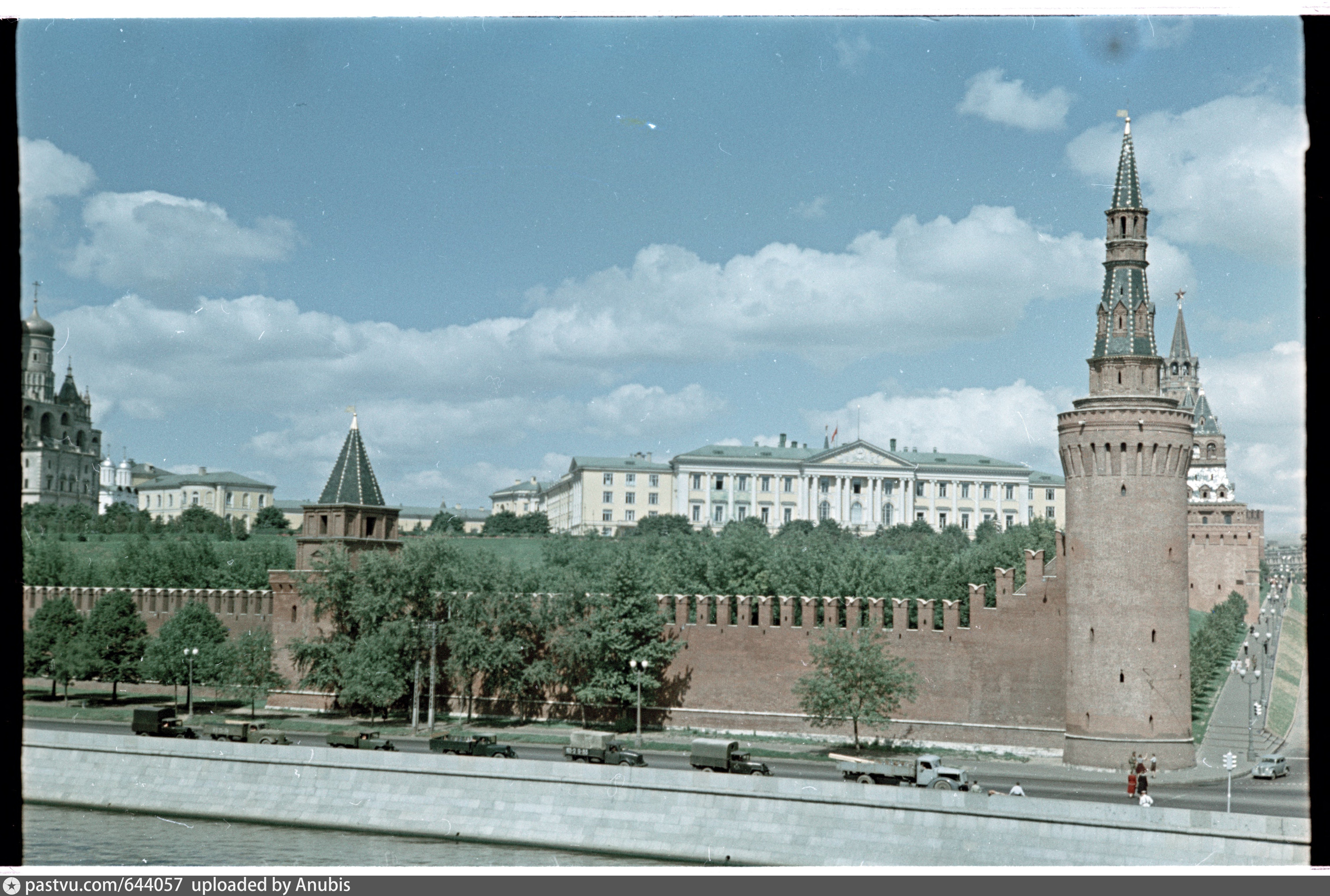 Как раньше называлась москва. Беклемишевская башня Кремля. Кремль Москва 1950. Московский Кремль 1996. Беклемишевская башня Кремля 1917.