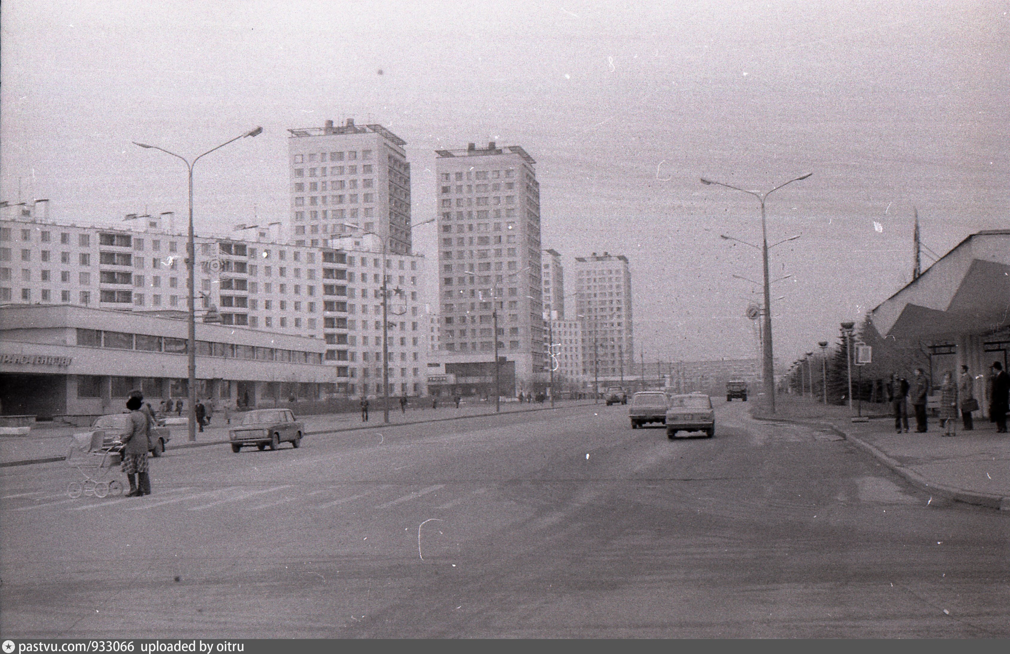 Центральный проспект. Проспект Свободный 1990 год.