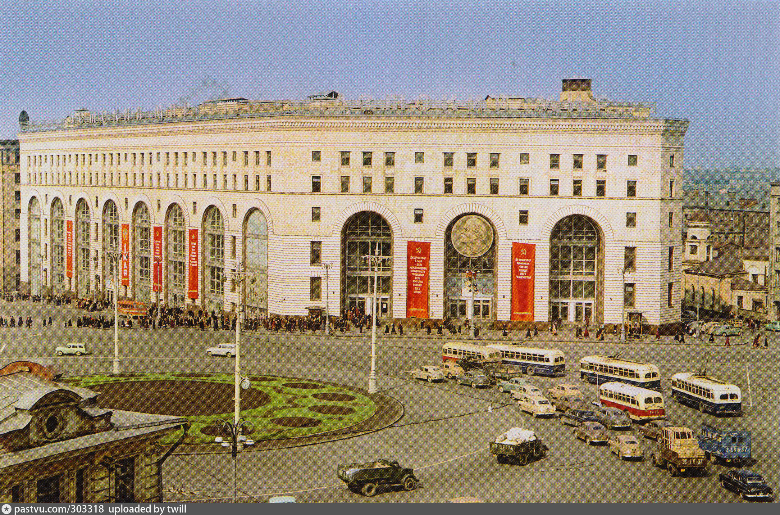 Советский мир. Центральный детский мир СССР. Детский мир Лубянка 60е. Детский мир в Москве 1980. Центральный детский мир 1957.