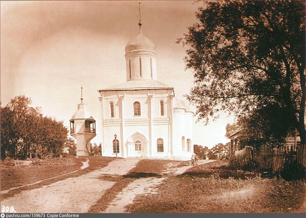 Успенский собор на Городке в Звенигороде