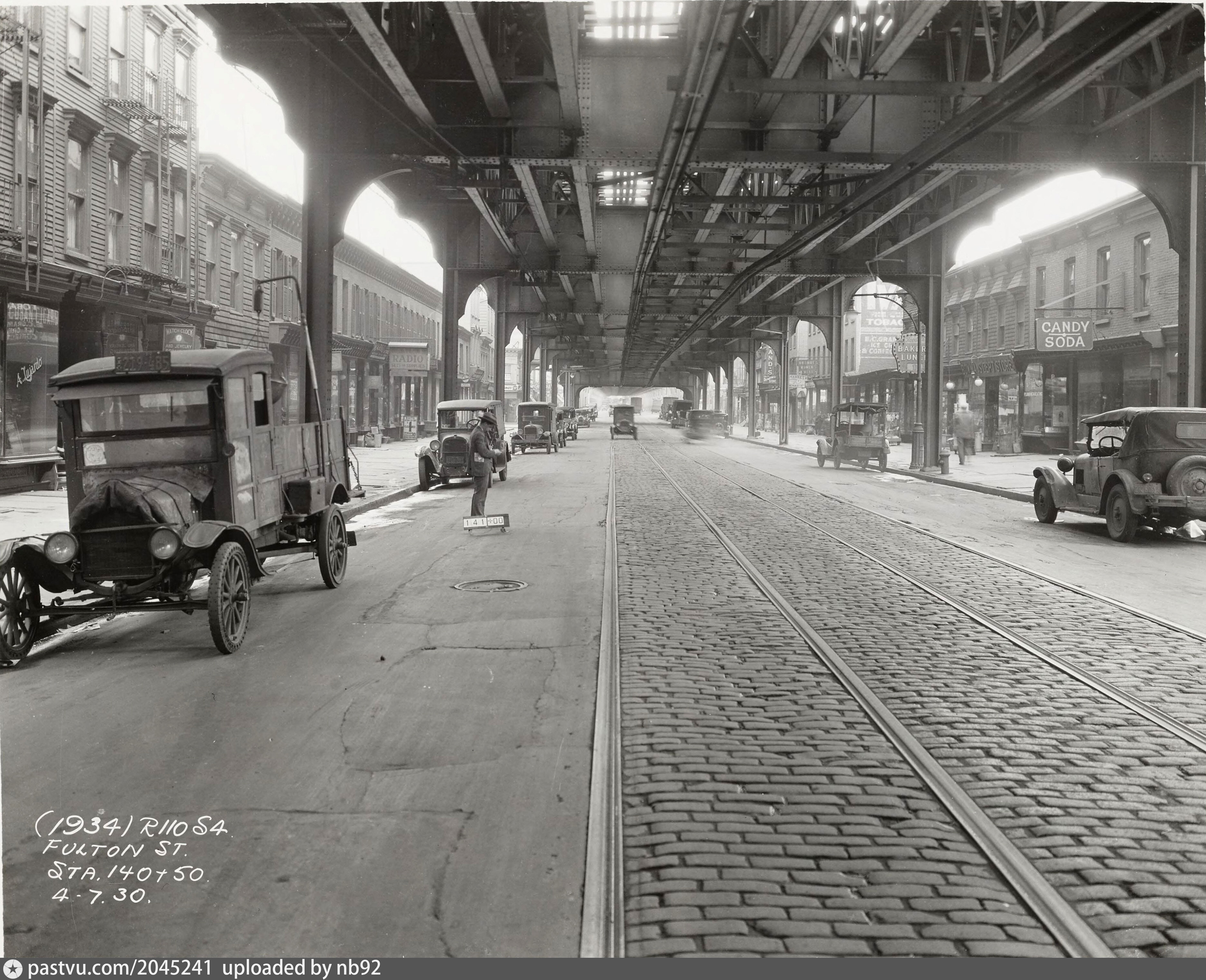 Fulton Street between Utica Avenue and Reid Avenue
