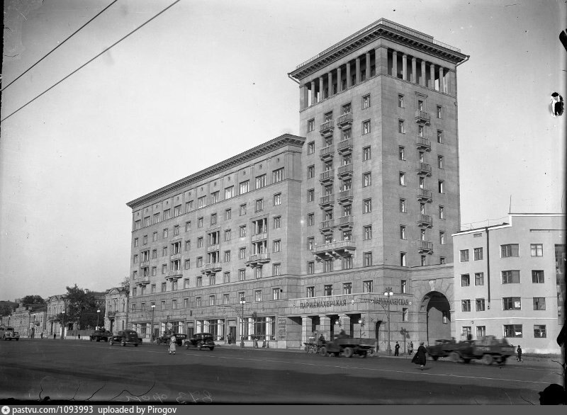 Новинский бульвар. Новинский бульвар 1930-1940. Новинский бульвар в 30х годах. Новинский бульвар Москва. Новинский бульвар в 50-е годы.