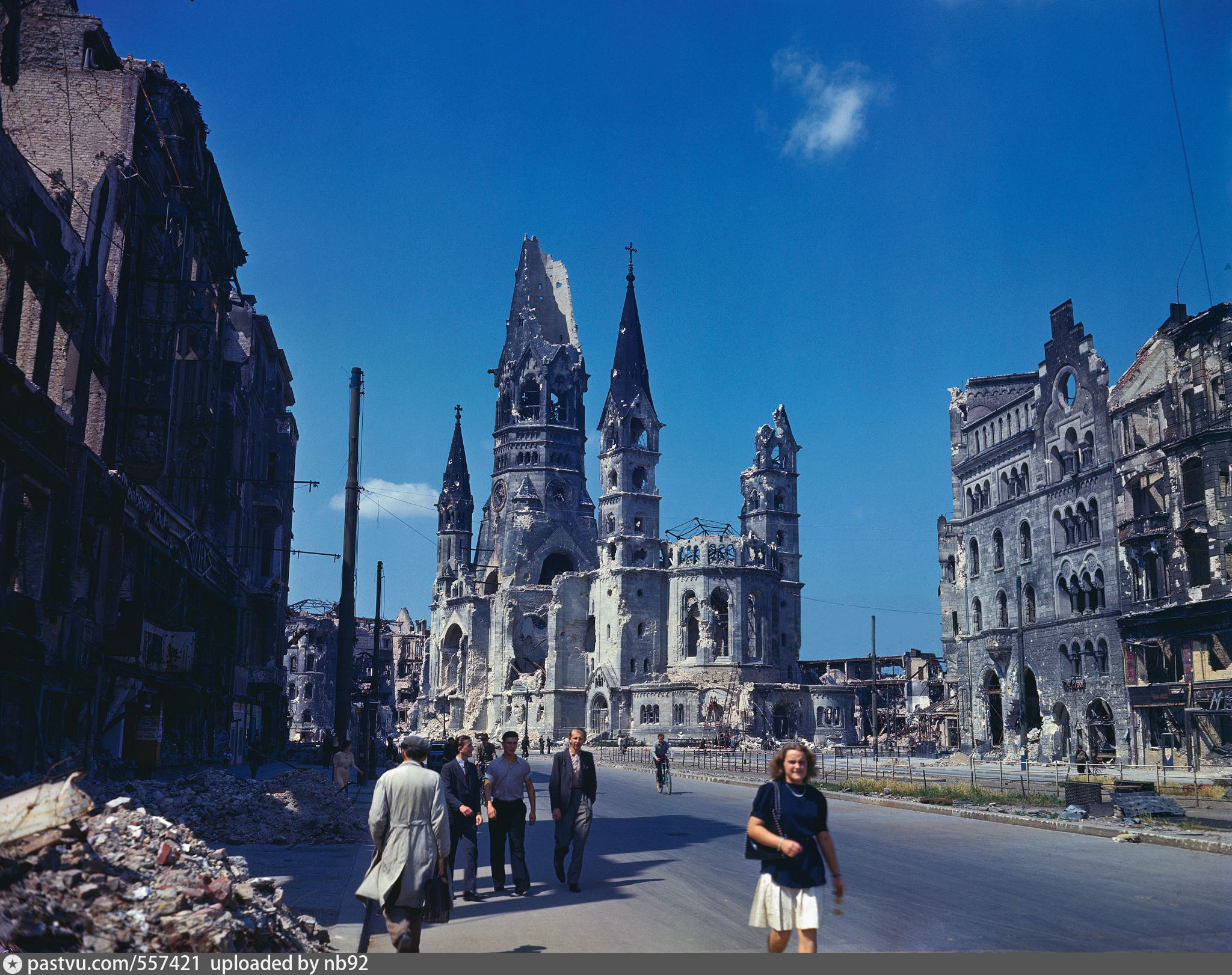 Разрушенный Берлин 1945 в цвете