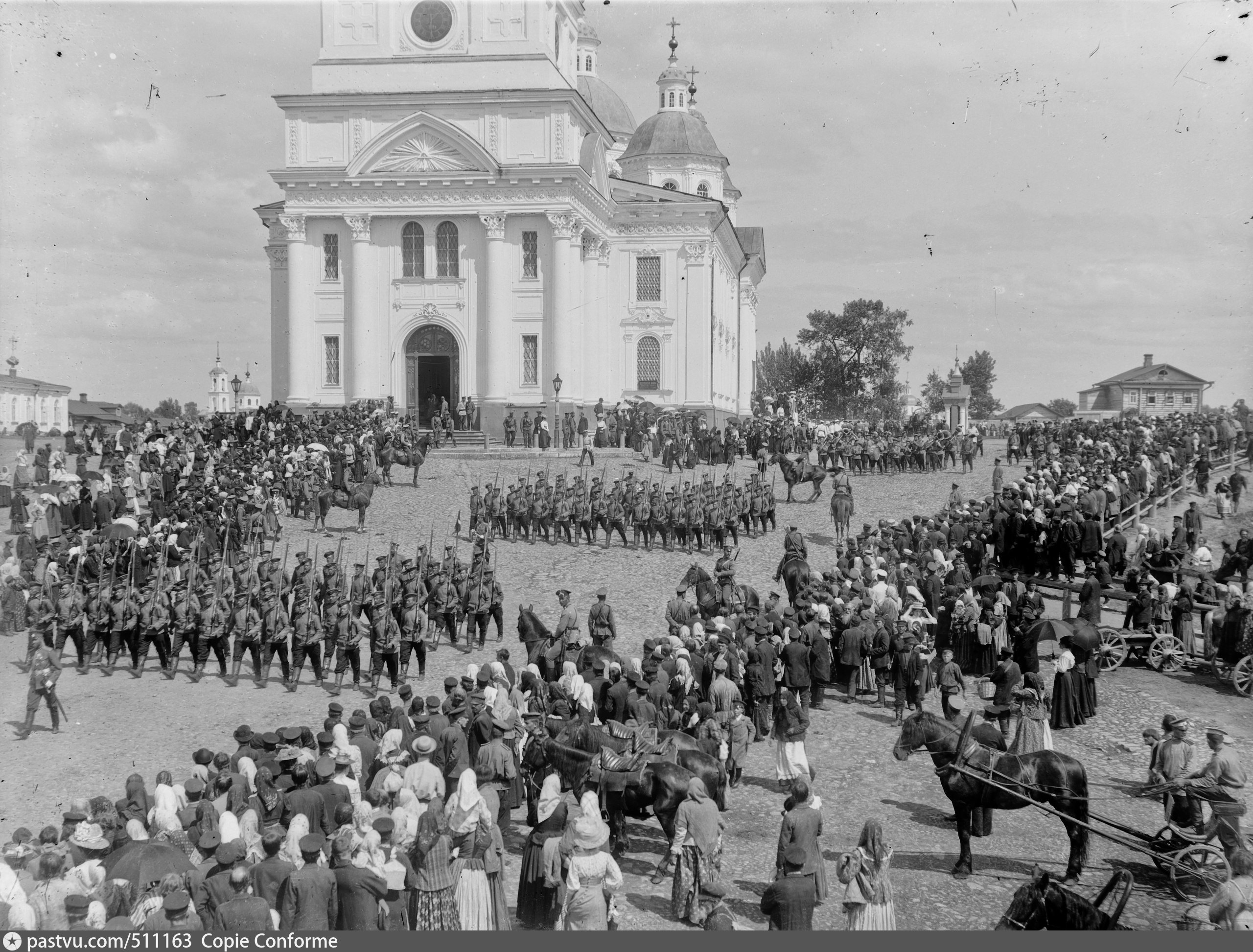 Марш м глинки. Царь на Соборной площади. Семенов Соборная площадь. Торжества в Кашине в 1909 году.