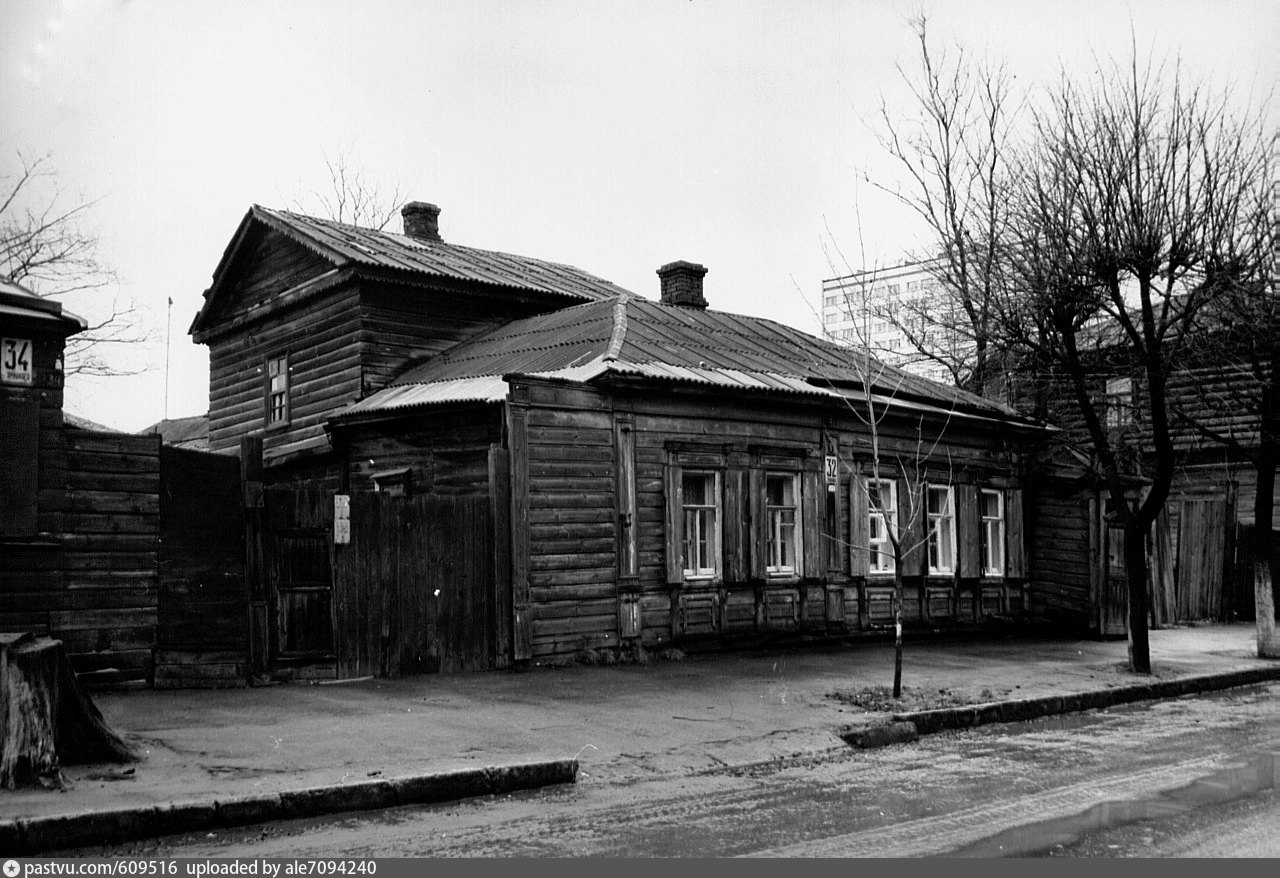 Ульяновск ул урицкого. Улица Урицкого Пенза. Старые улицы Вологды Урицкого. Ул Урицкого Брянск. Старая улица Урицкого Люберцы.