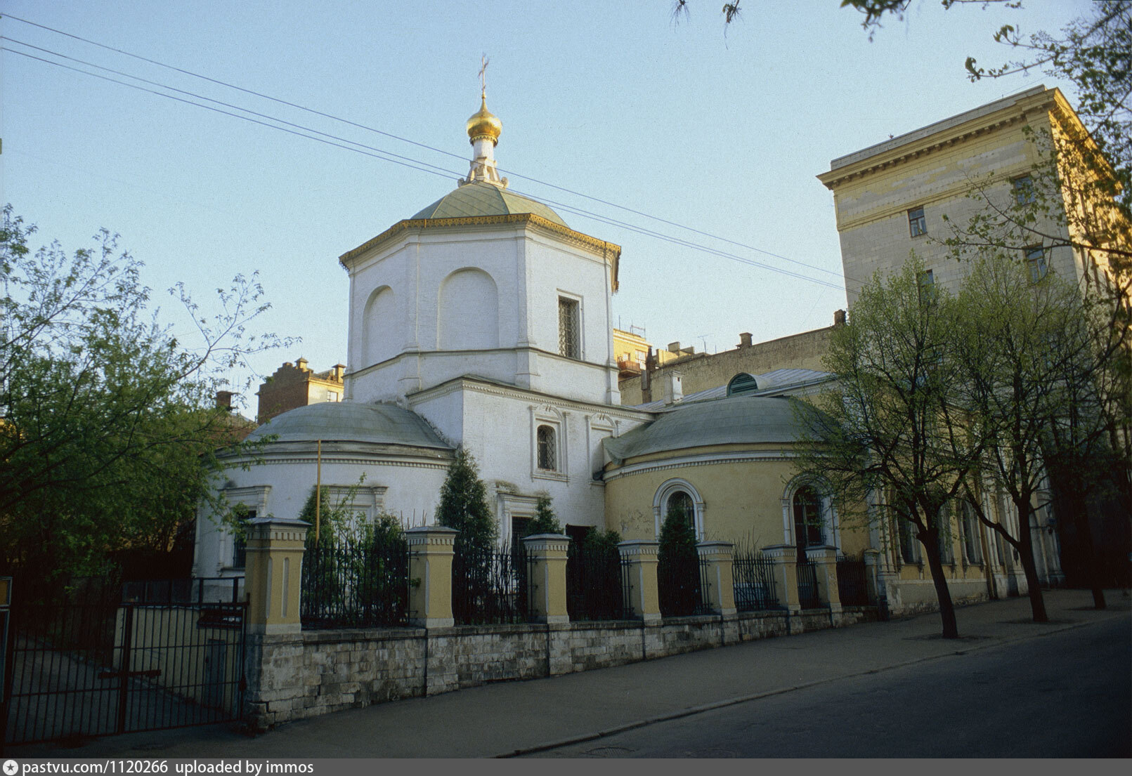 храм косьмы и дамиана в москве