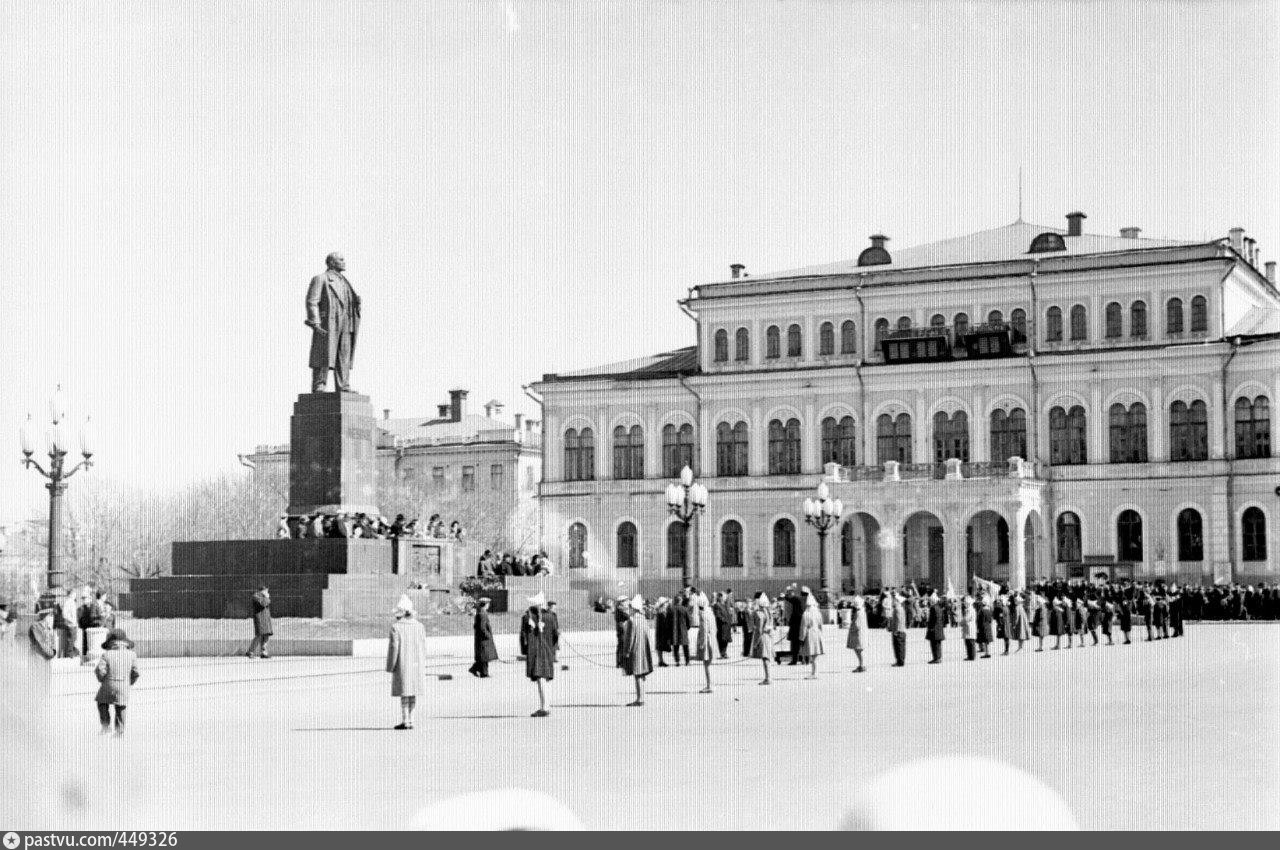 Площадь свободы в казани фото