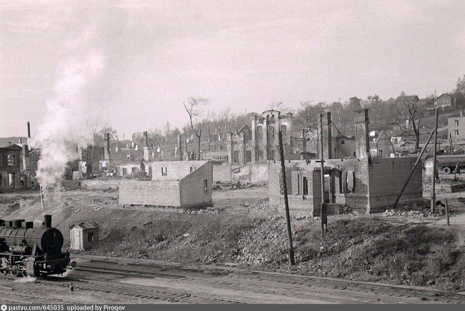 Начало оккупации. Смоленск 1941 год. Станция Смоленск 1941. Вокзал Смоленск оккупация. Бомбежка Смоленска 1941.