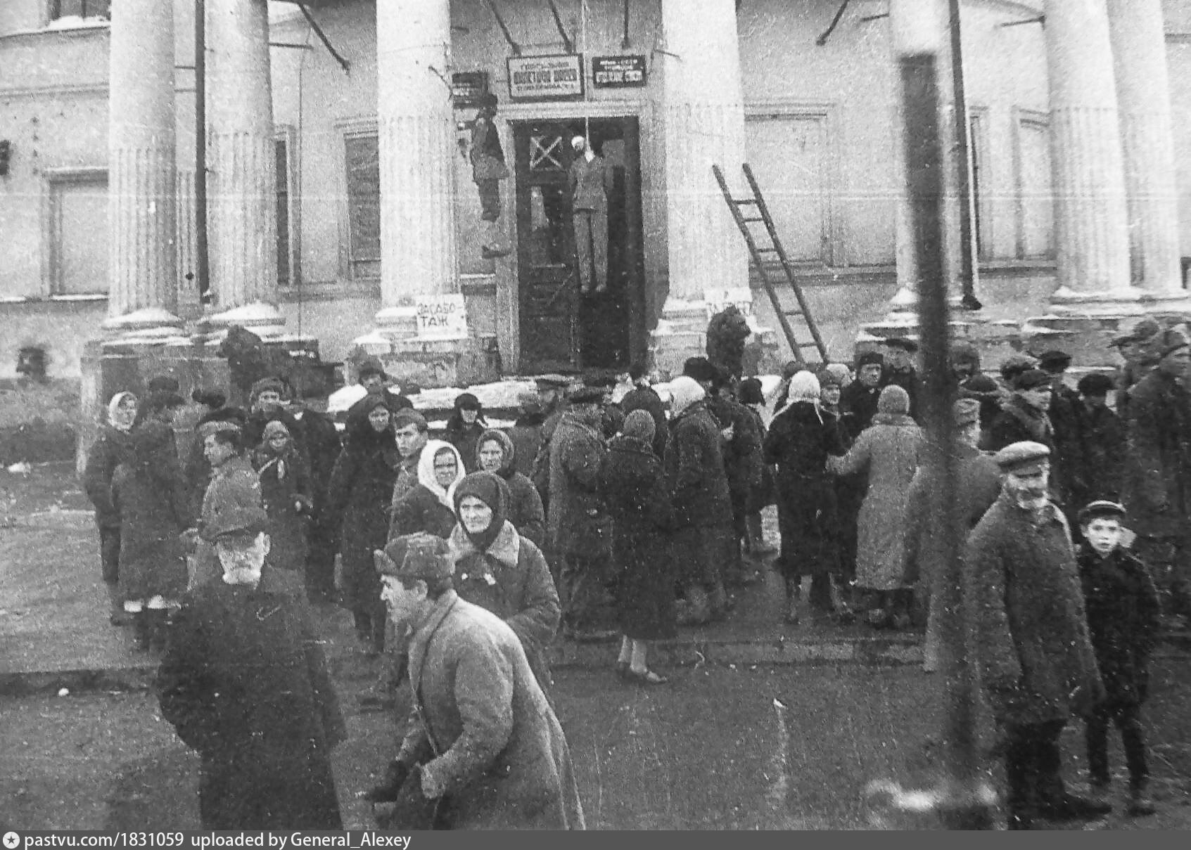 Оккупация орла. Оккупация орла в 1941. Повешение советских подпольщиков в Минске в 1941. Орел годы войны оккупация. Орел в оккупации в годы Великой Отечественной войны.