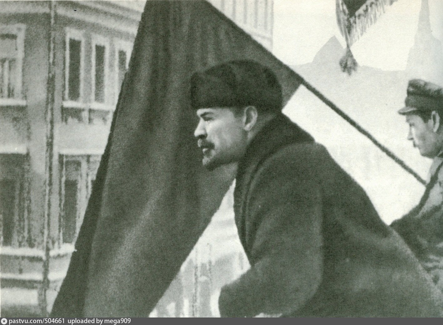 Ленин на балконе Моссовета