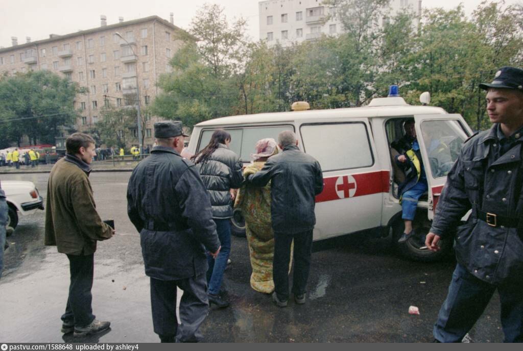 Теракт в москве сегодня тг. Взрыв на улице Гурьянова 1999. Теракты в Москве 1999 Каширское шоссе и Гурьянова. Взрывы на каширке и Гурьянова 1999.