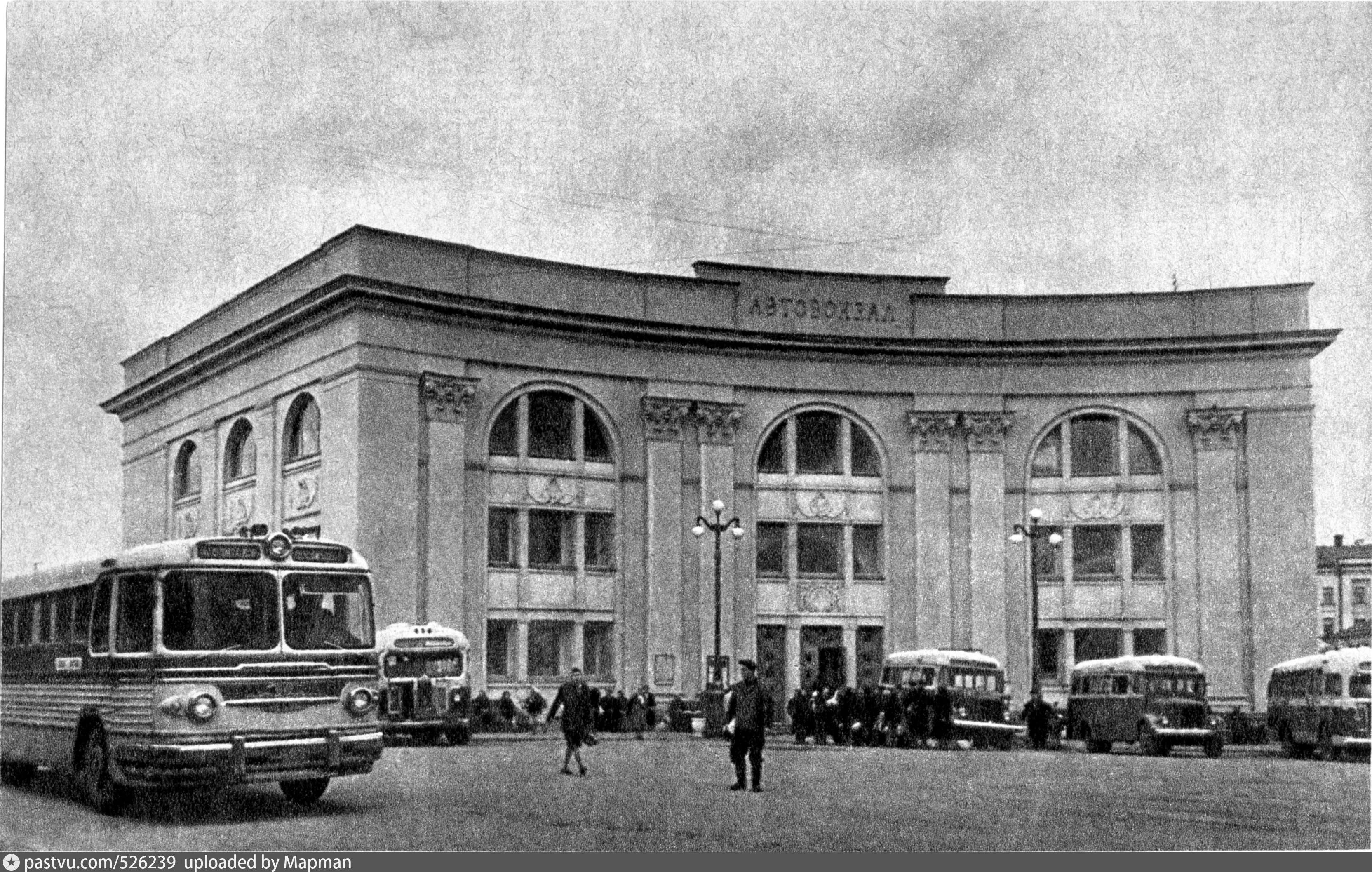 Вокзал Калинин 1960. Город Калинин 1960е. Город Калинин СССР. Старый автовокзал в Твери.