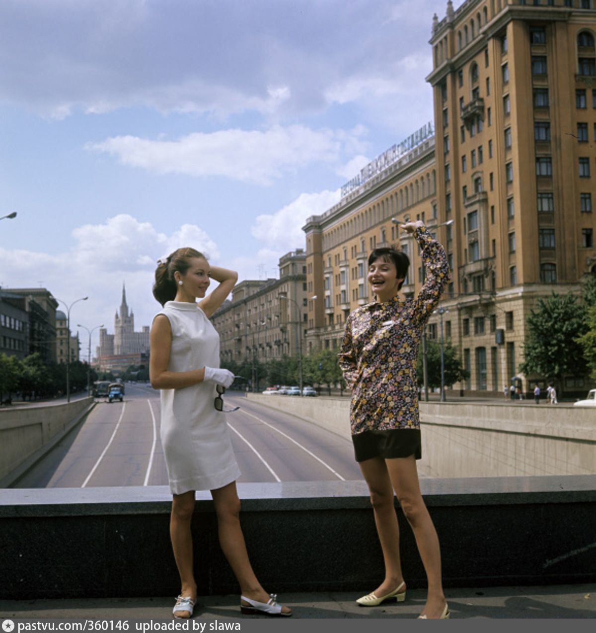 Ссср 1967. Барбара Брыльска 1967. Барбара Брыльска в Москве 1967. Барбара Брыльска в Москве. Барбара Брыльска босиком.