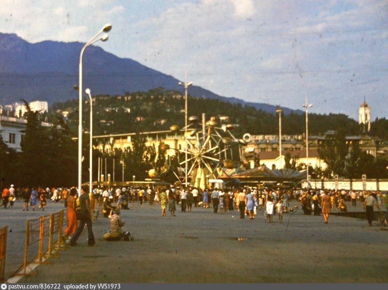 Набережная Ялты в1966годуореанда