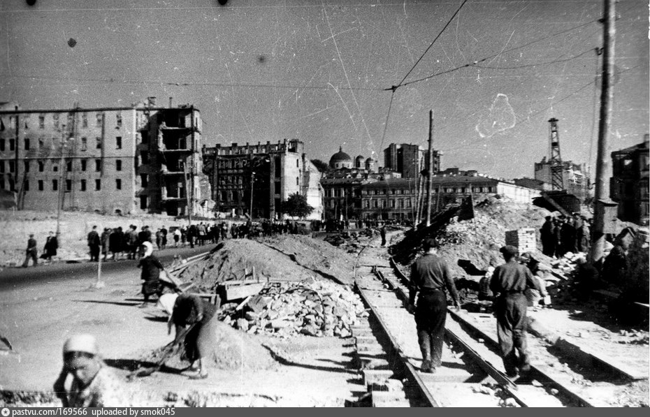 Фото москвы после войны 1945