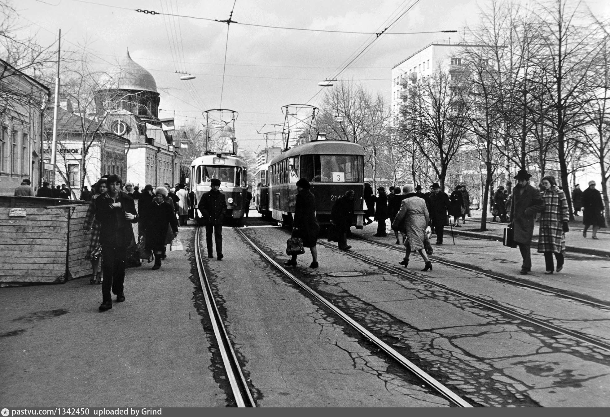 Автобус к метро павелецкая остановка где