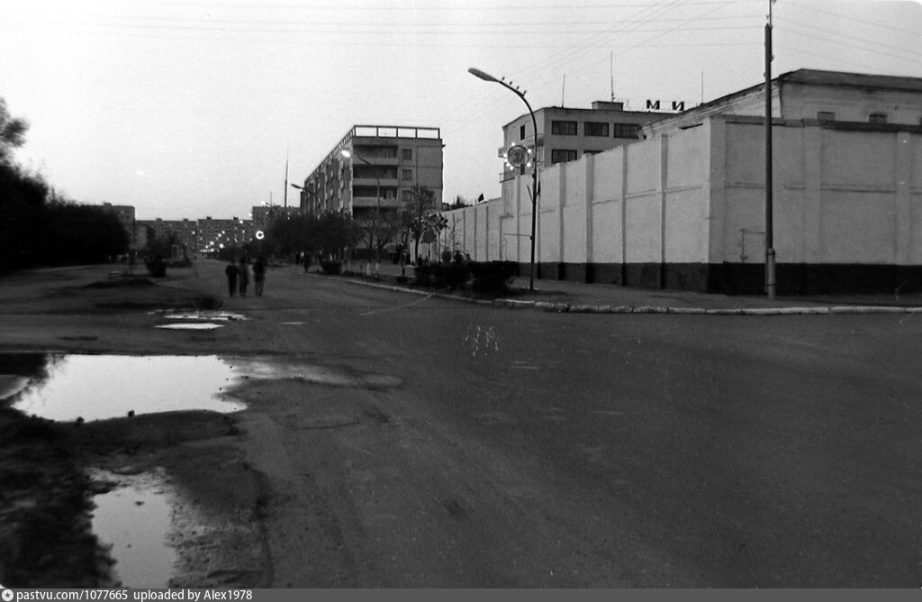 Ретро астана. Припять лето 1986. Припять 1992 год. Припять 1986г. Улица Леси Украинки Припять до аварии.